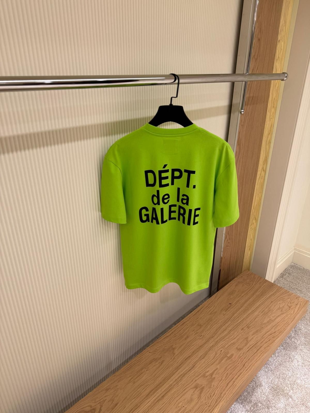 Tricou Gallery D