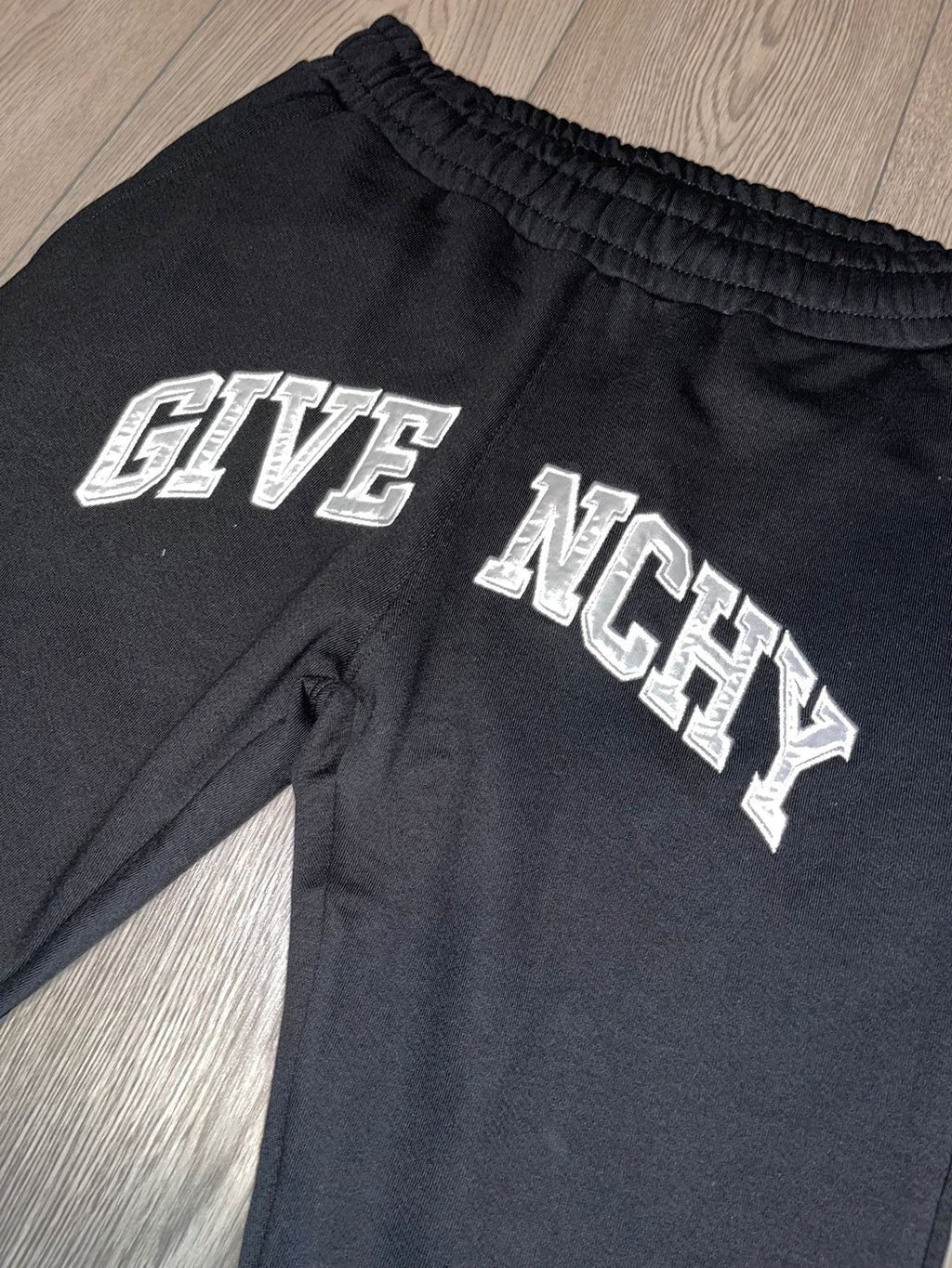 Pantaloni de trening Giv€nchy