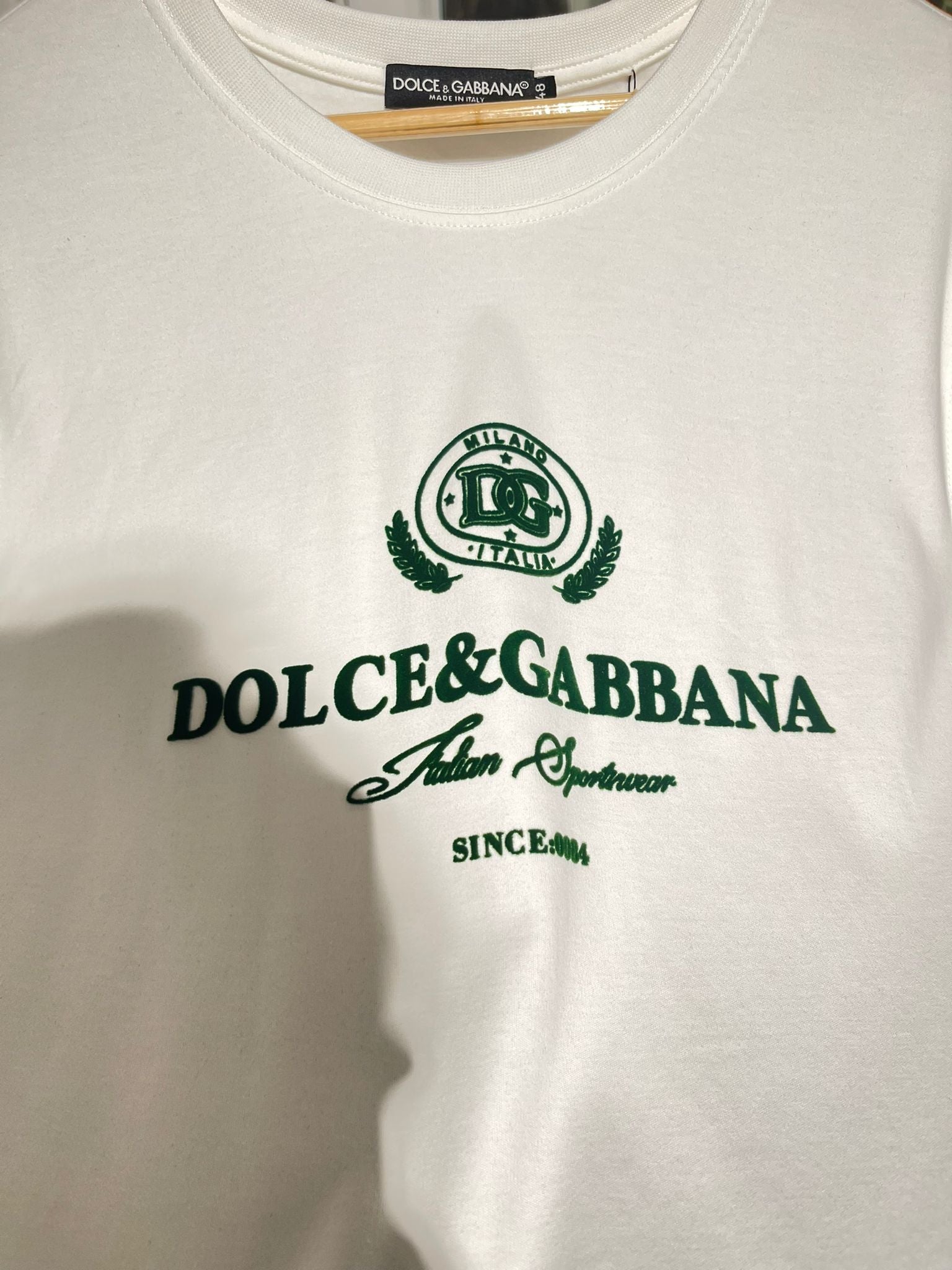 Tricou DG