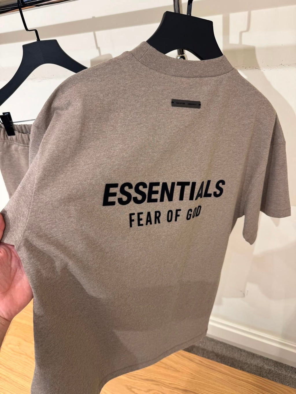 Set Essentials
