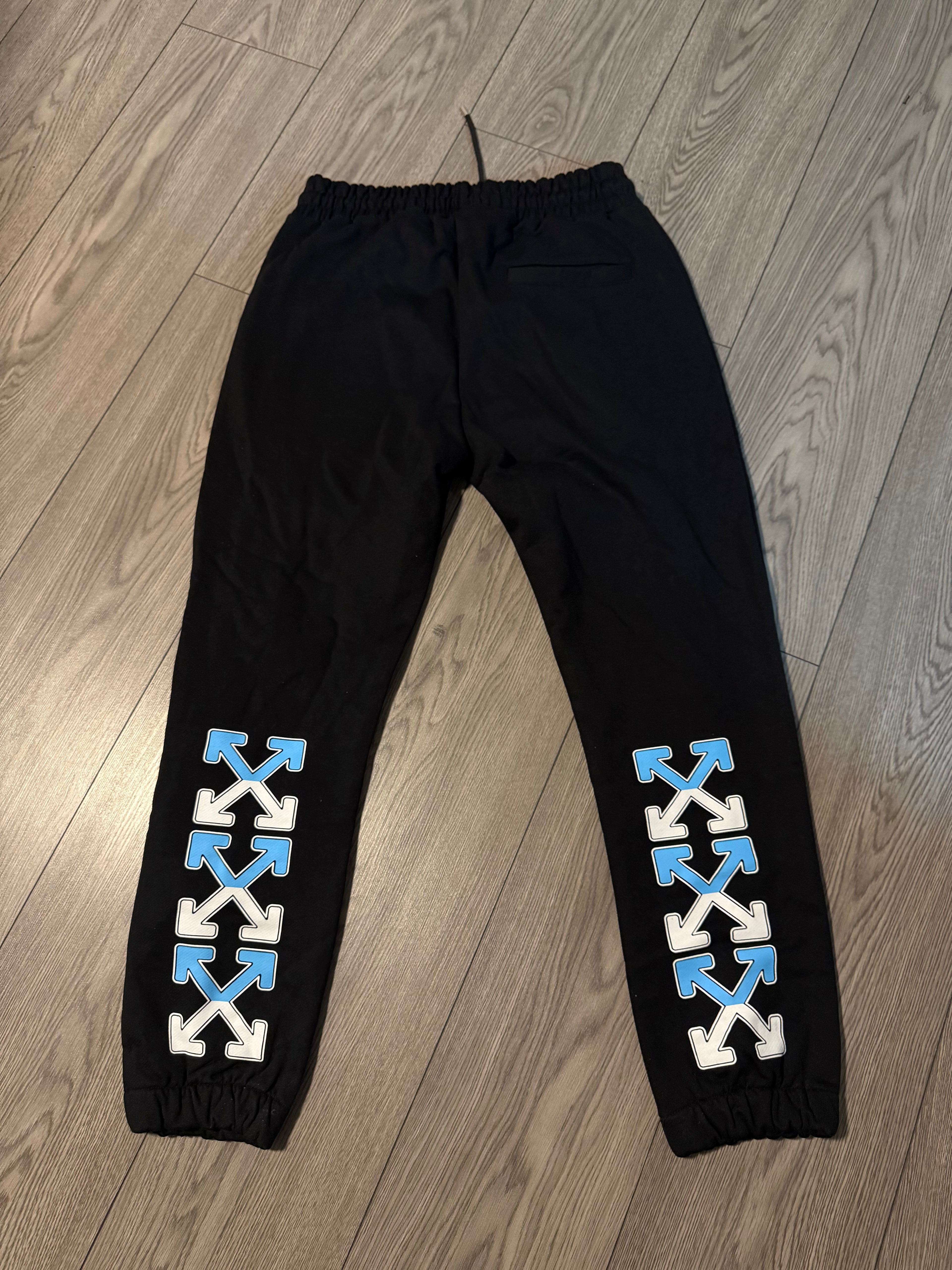 Pantaloni trening Off