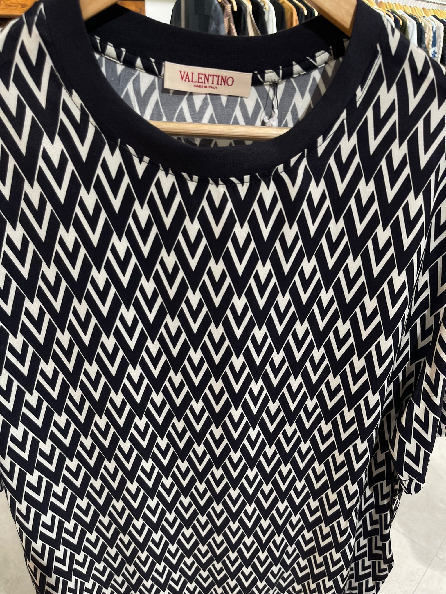 Tricou Val€ntino
