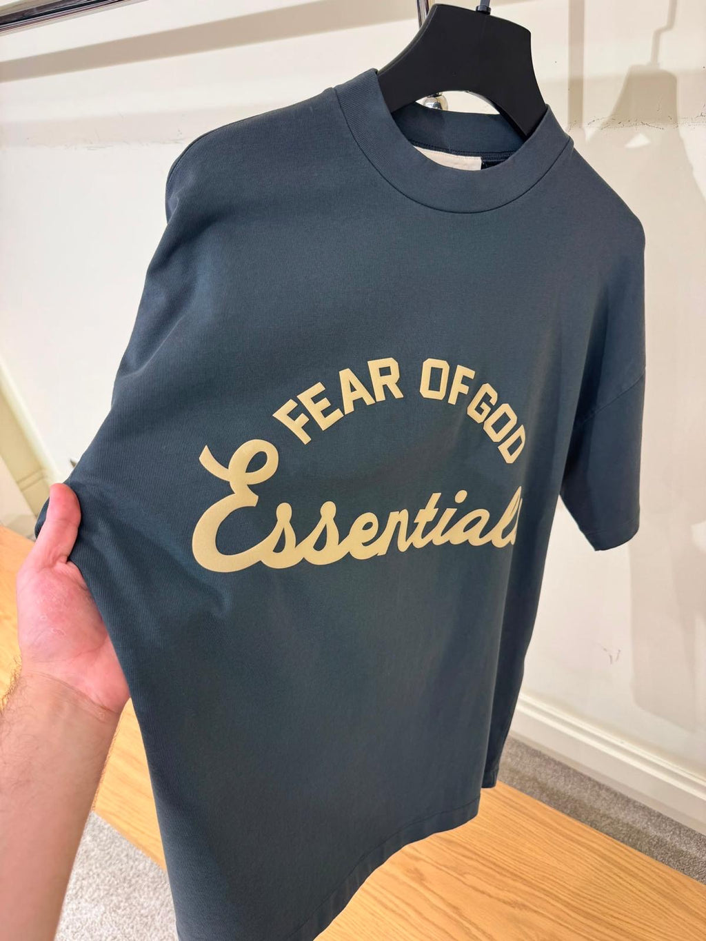 Tricou Essentials