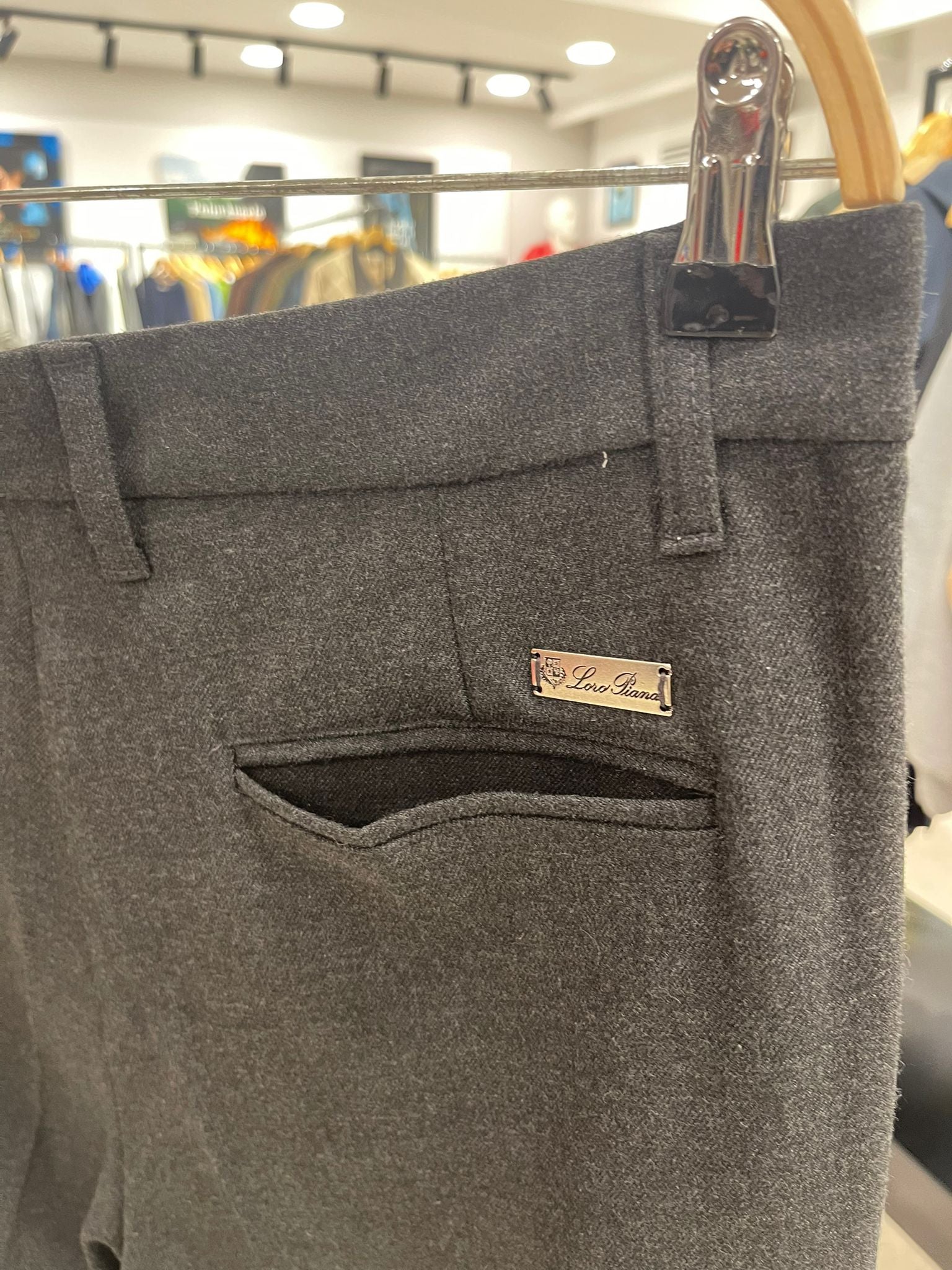 Pantaloni Loro P