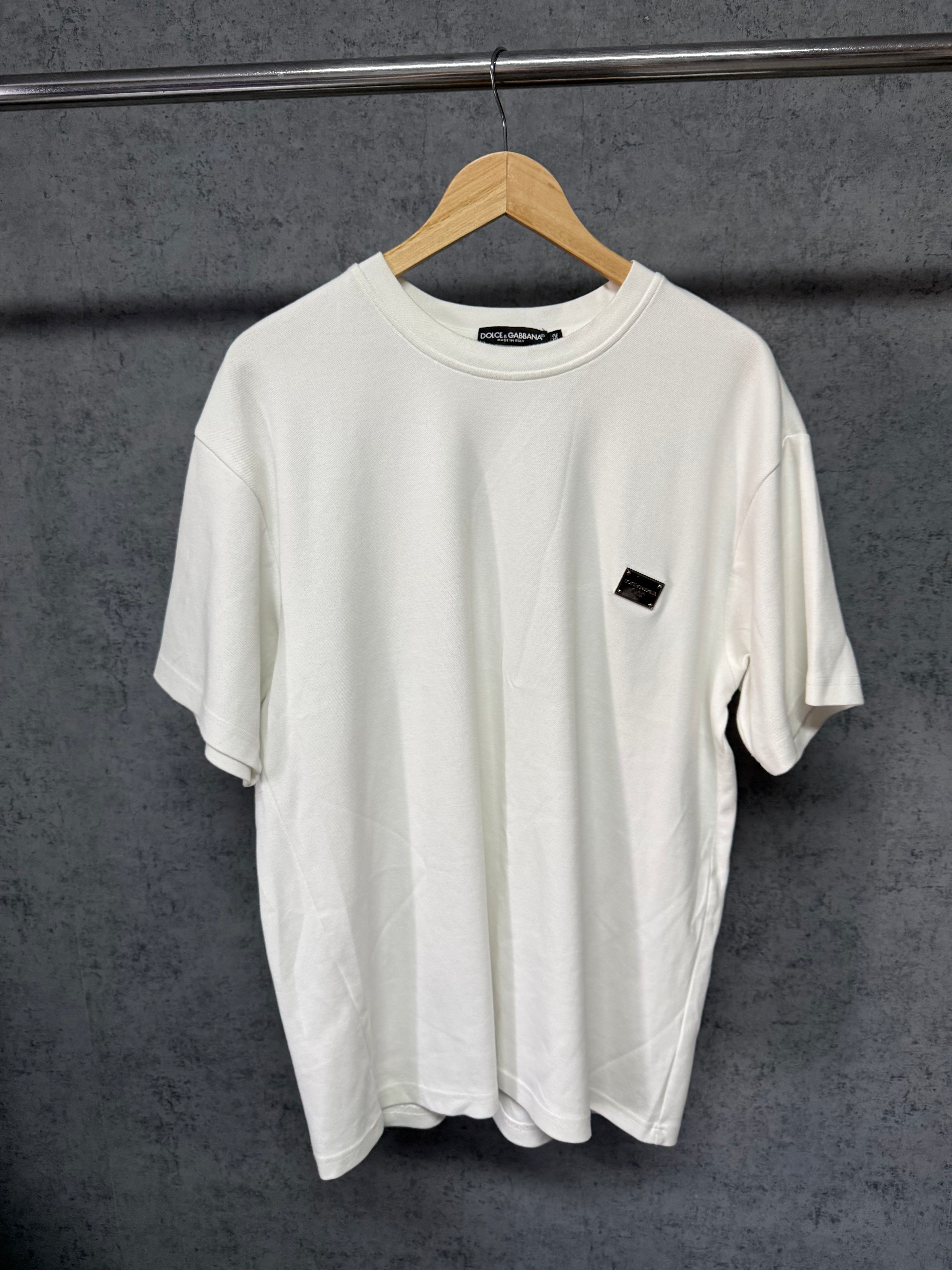 Tricou DG