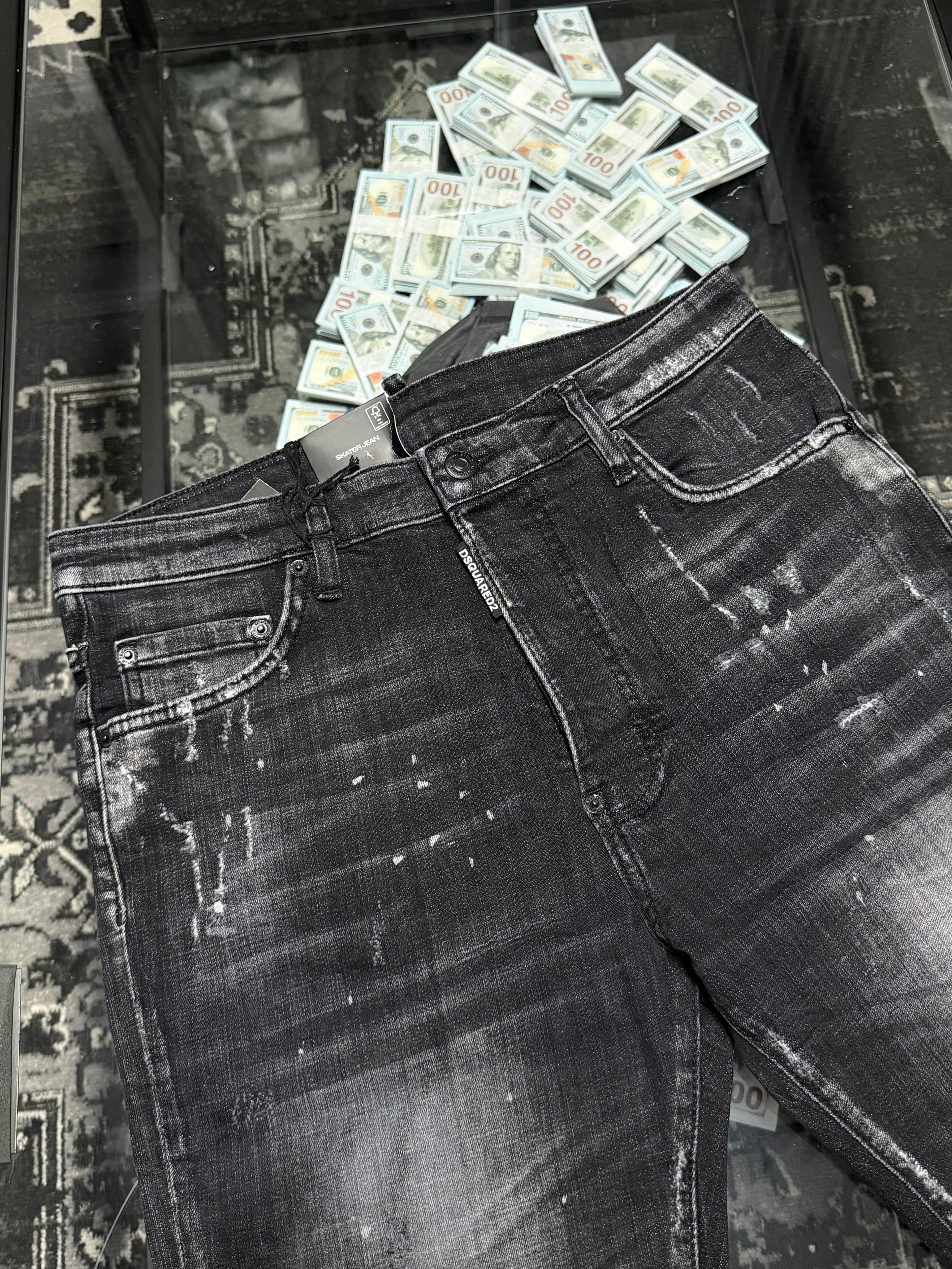 Blugi scurti Dsq2