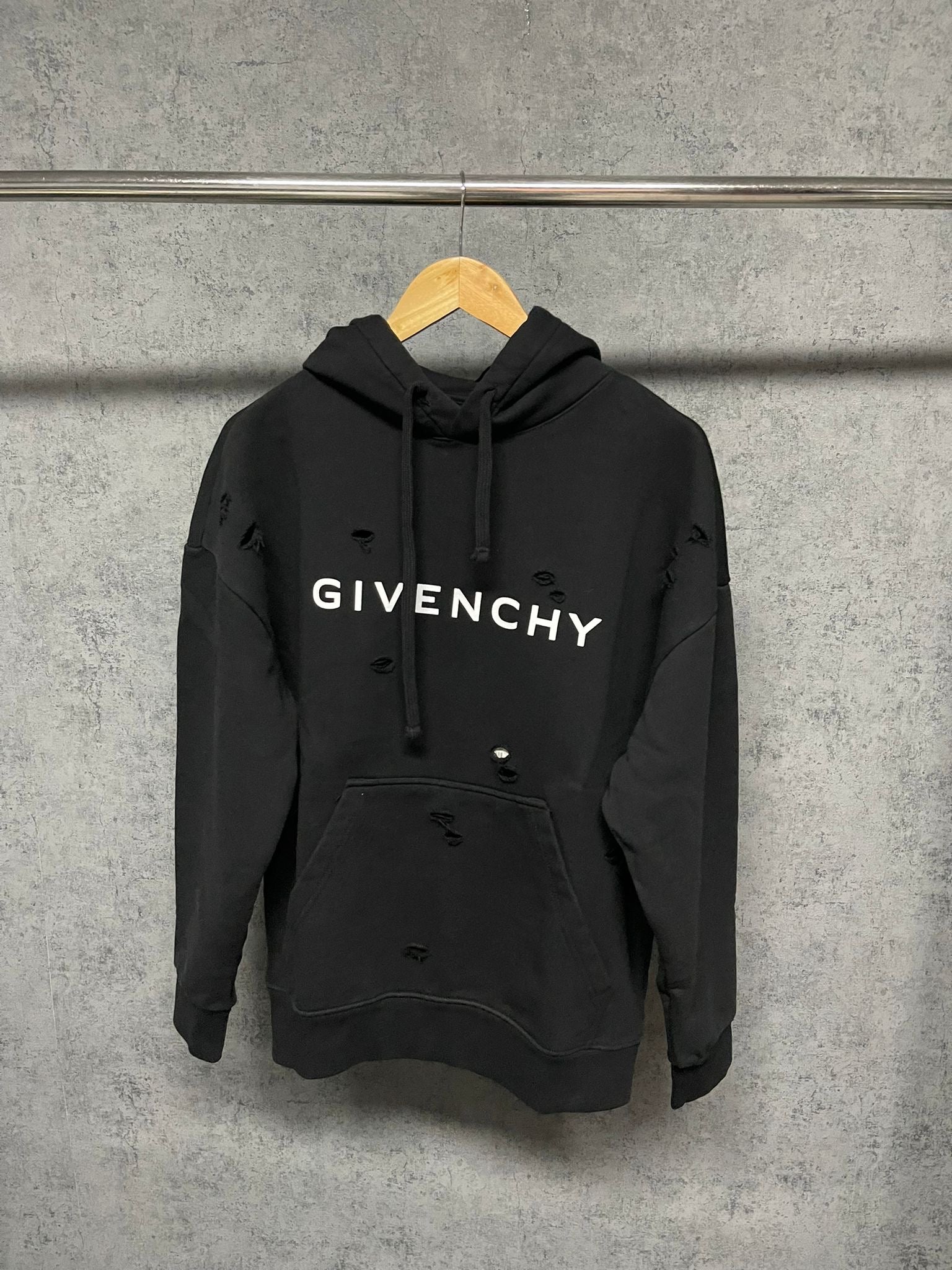 Hanorac Ginv€nchy