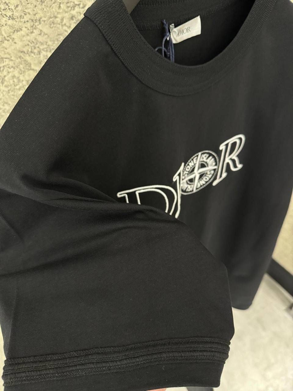 Tricou D!or