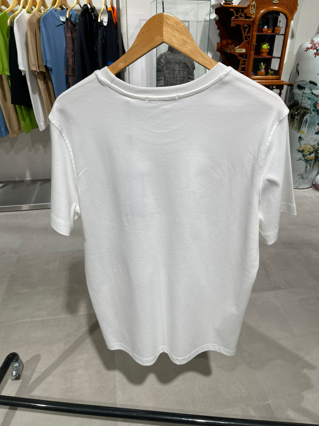 Tricou DG