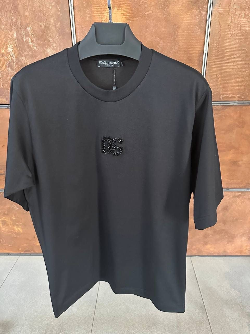 Tricou DG