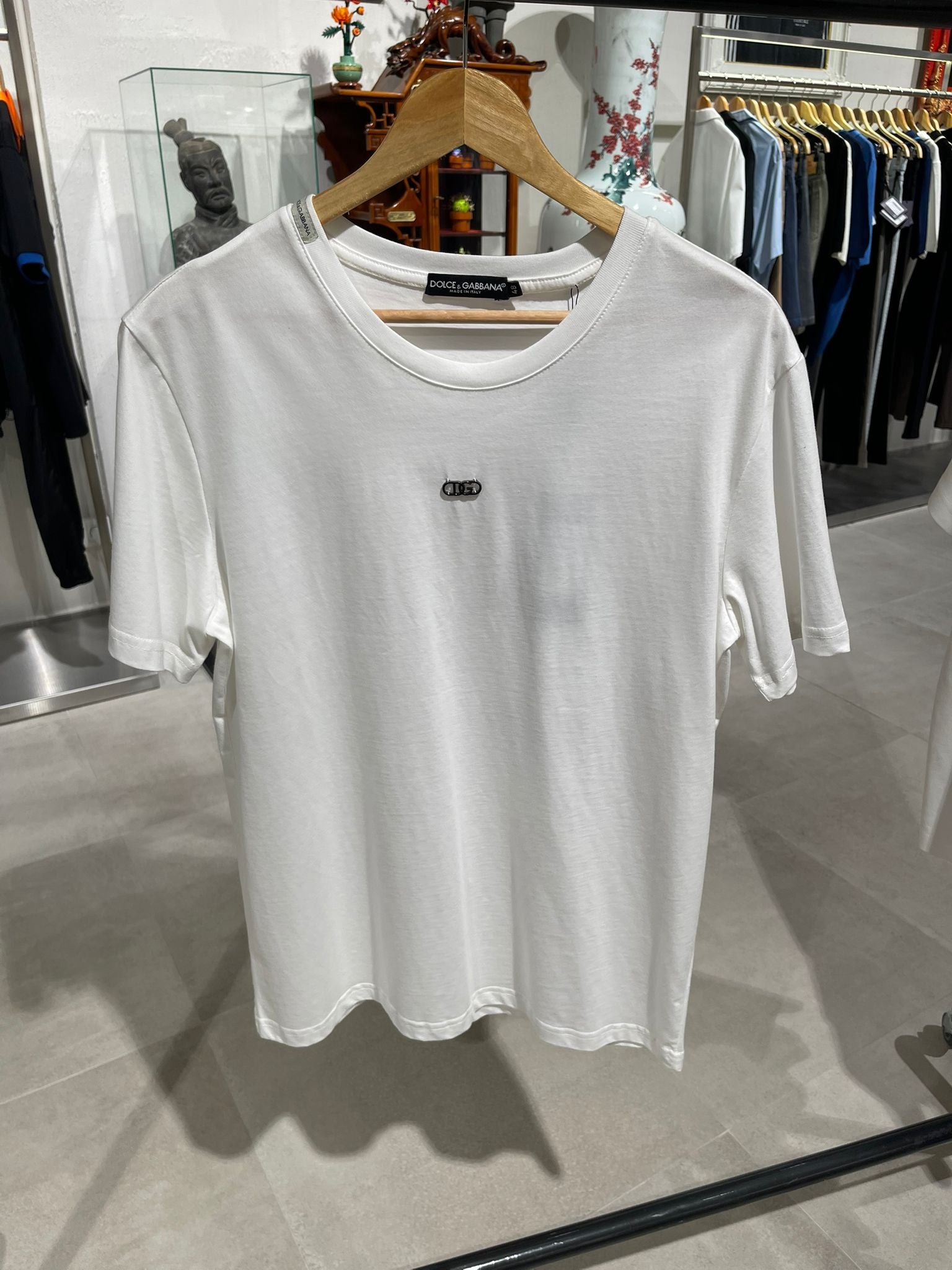 Tricou DG