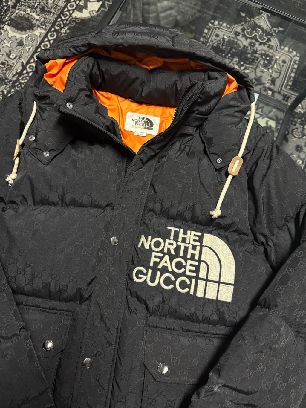 Geaca GGxTNF
