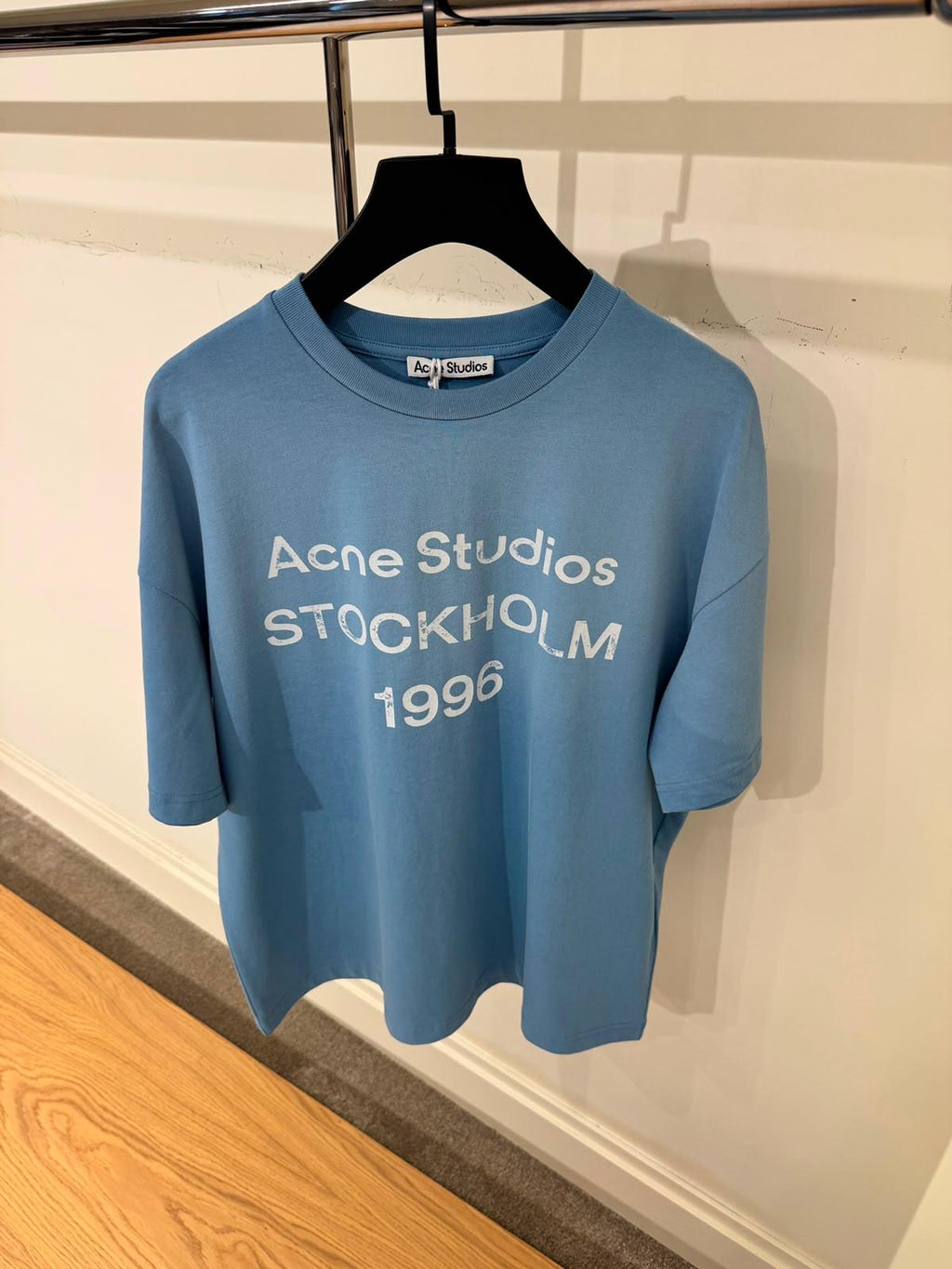 Tricou Acne