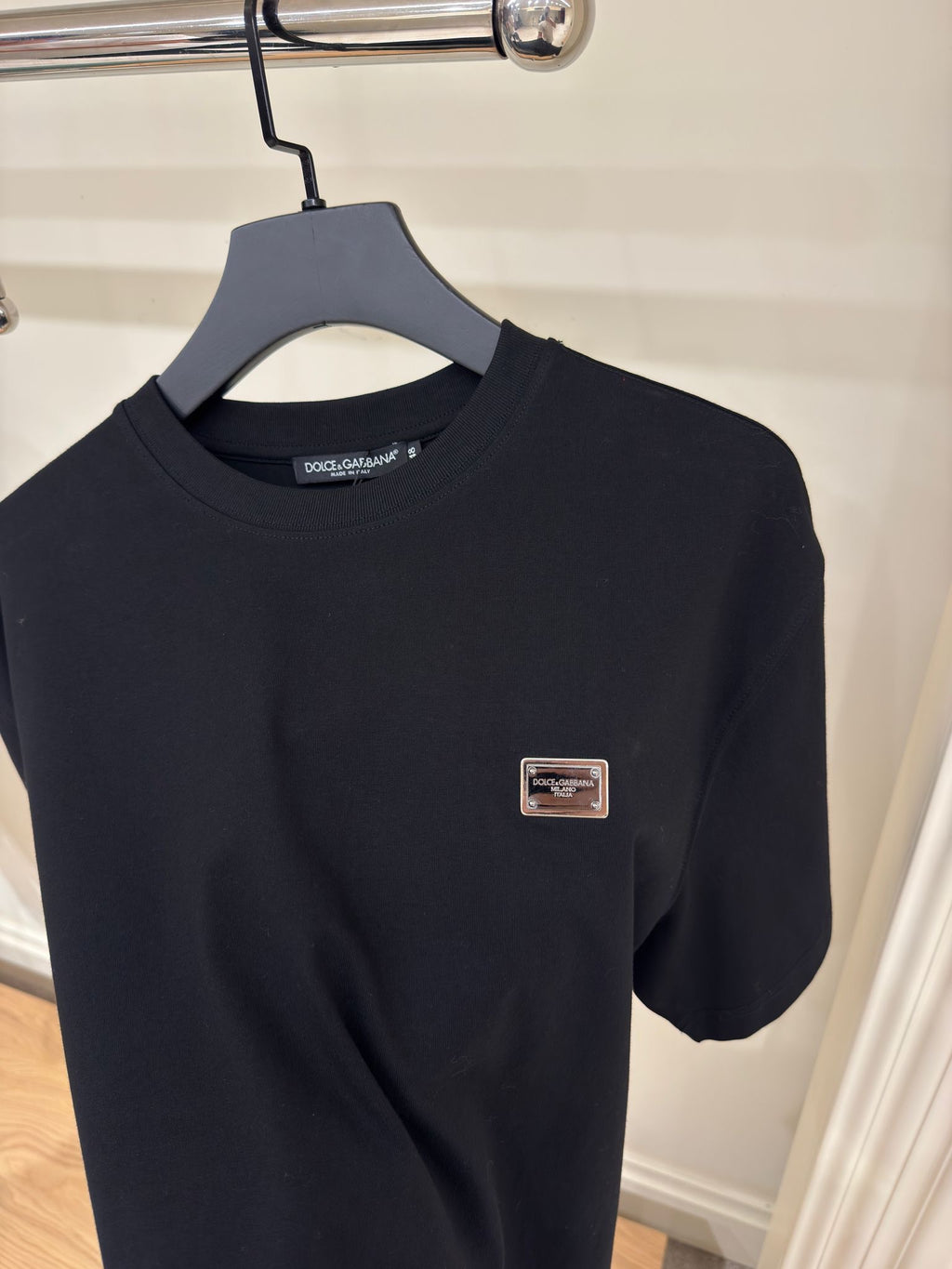 Tricou DG