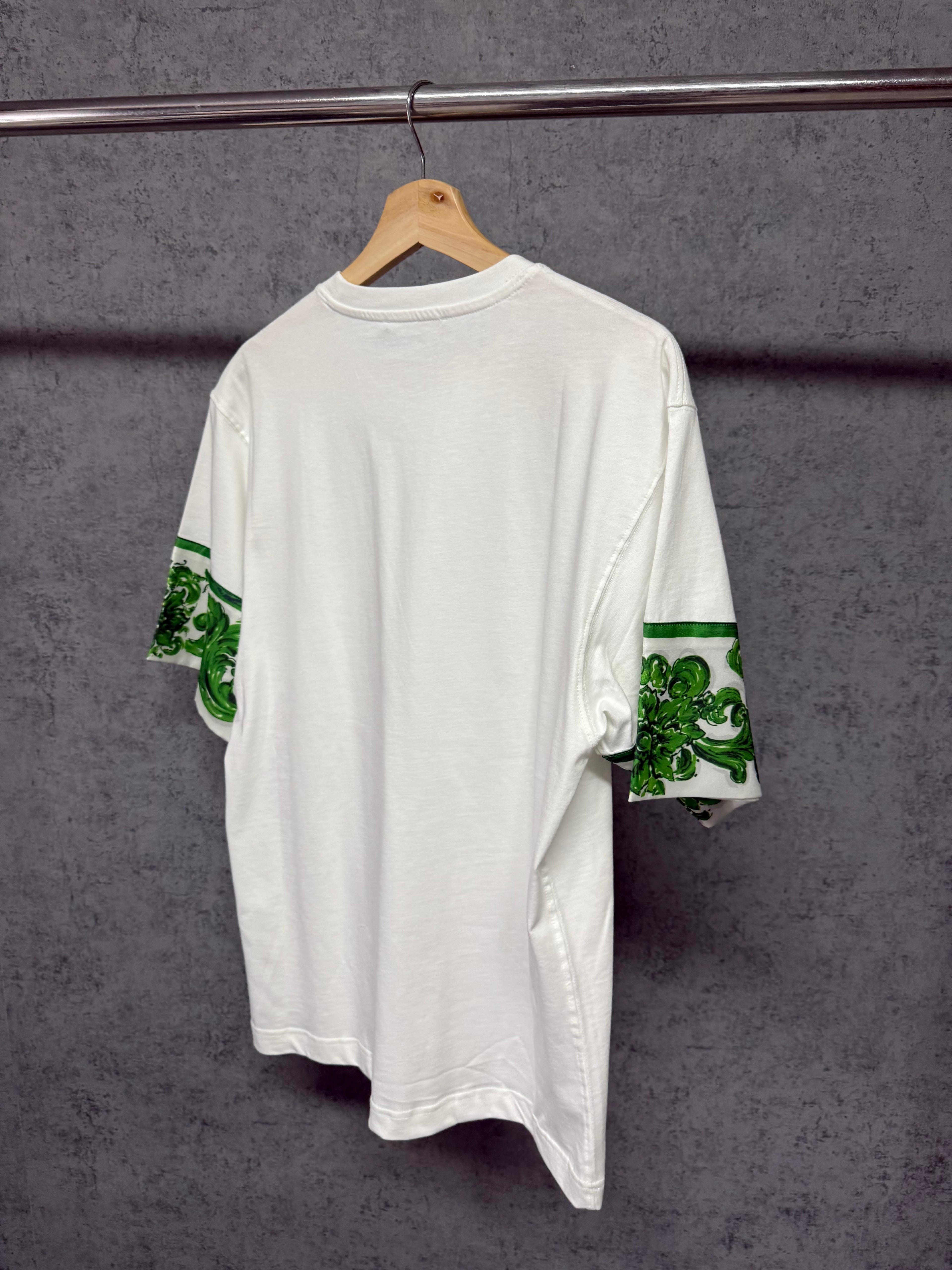 Tricou DG