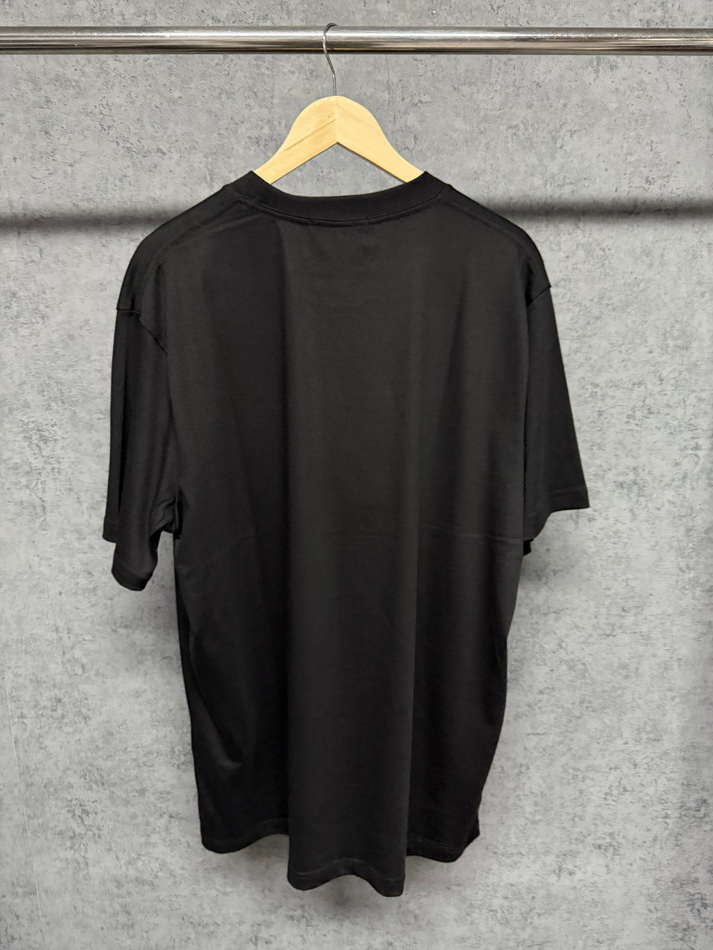 Tricou McQue€n