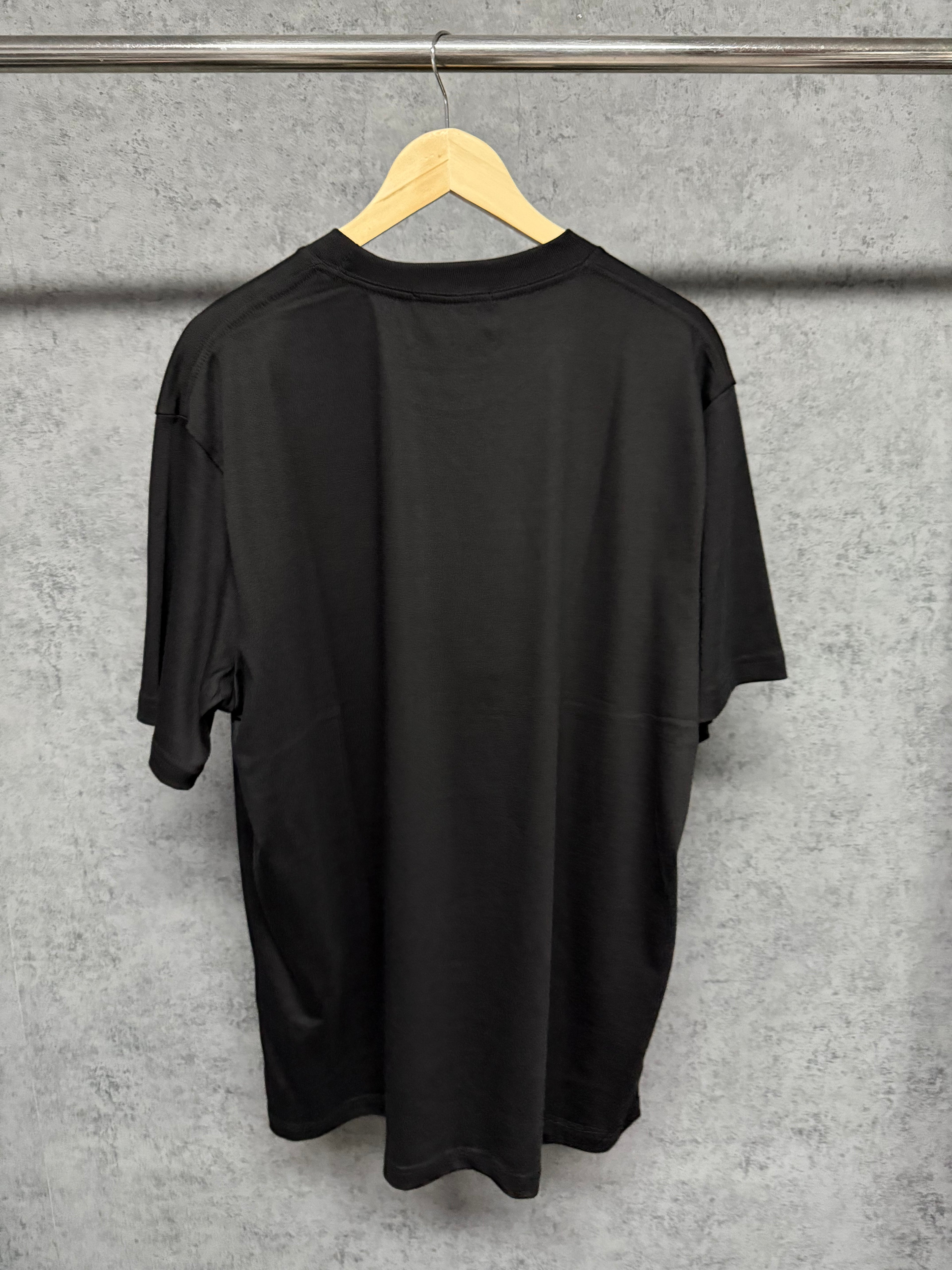 Tricou McQue€n