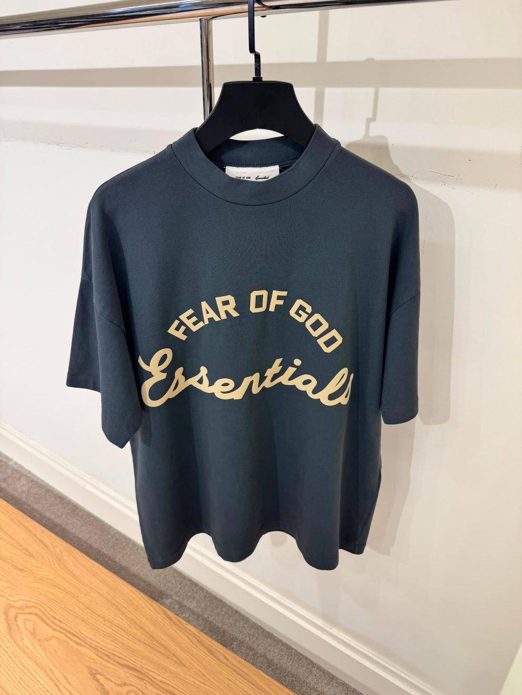 Tricou Essentials