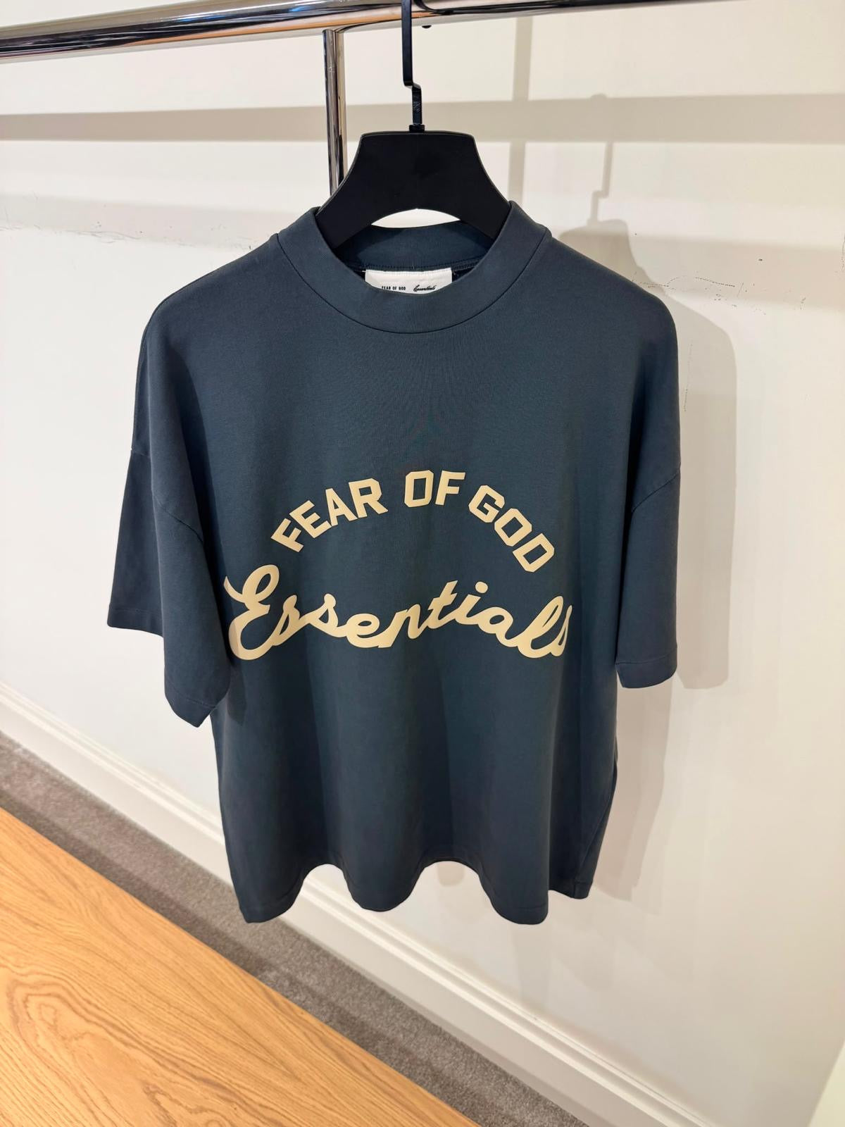 Tricou Essentials