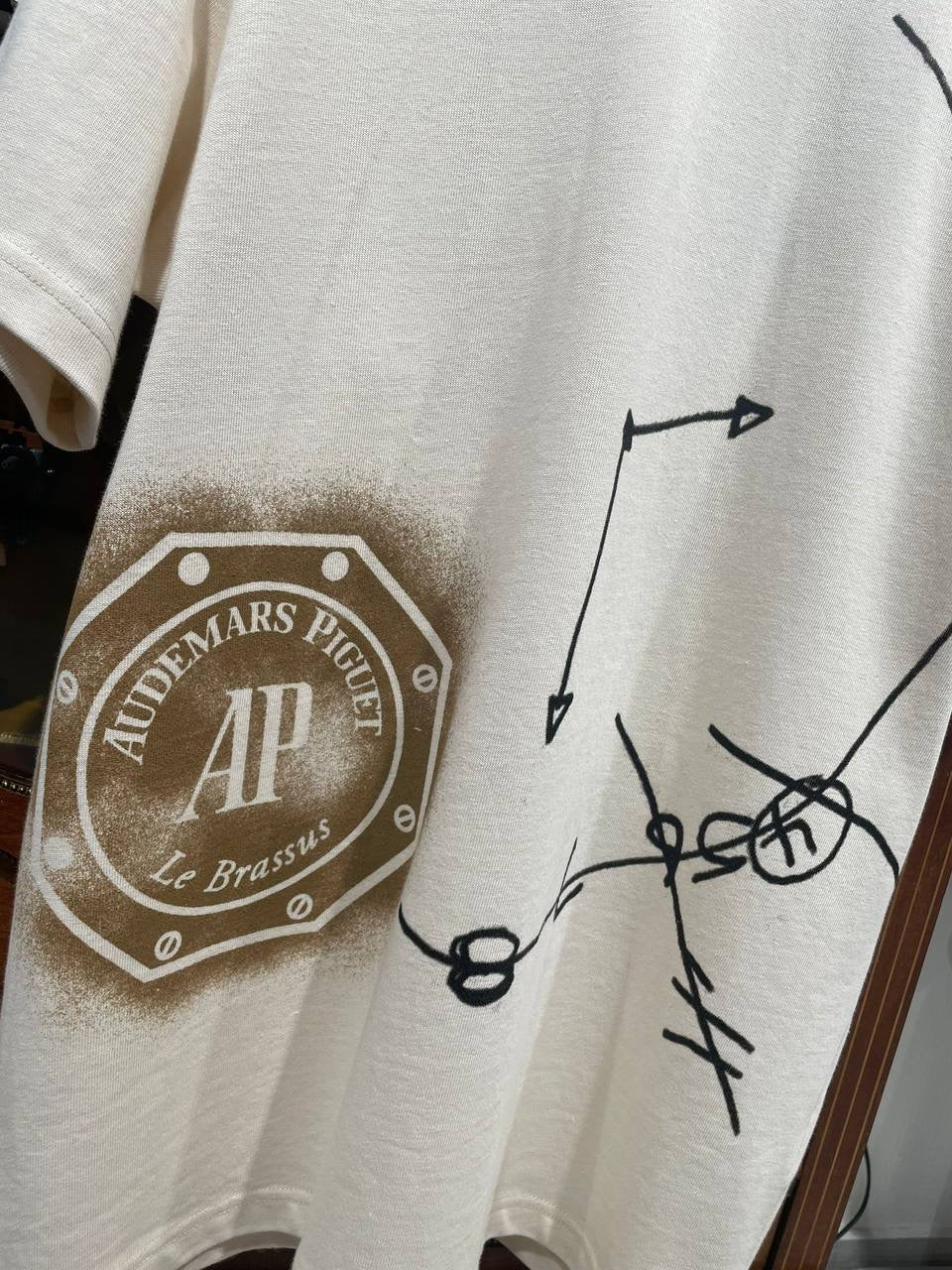 Tricou AP