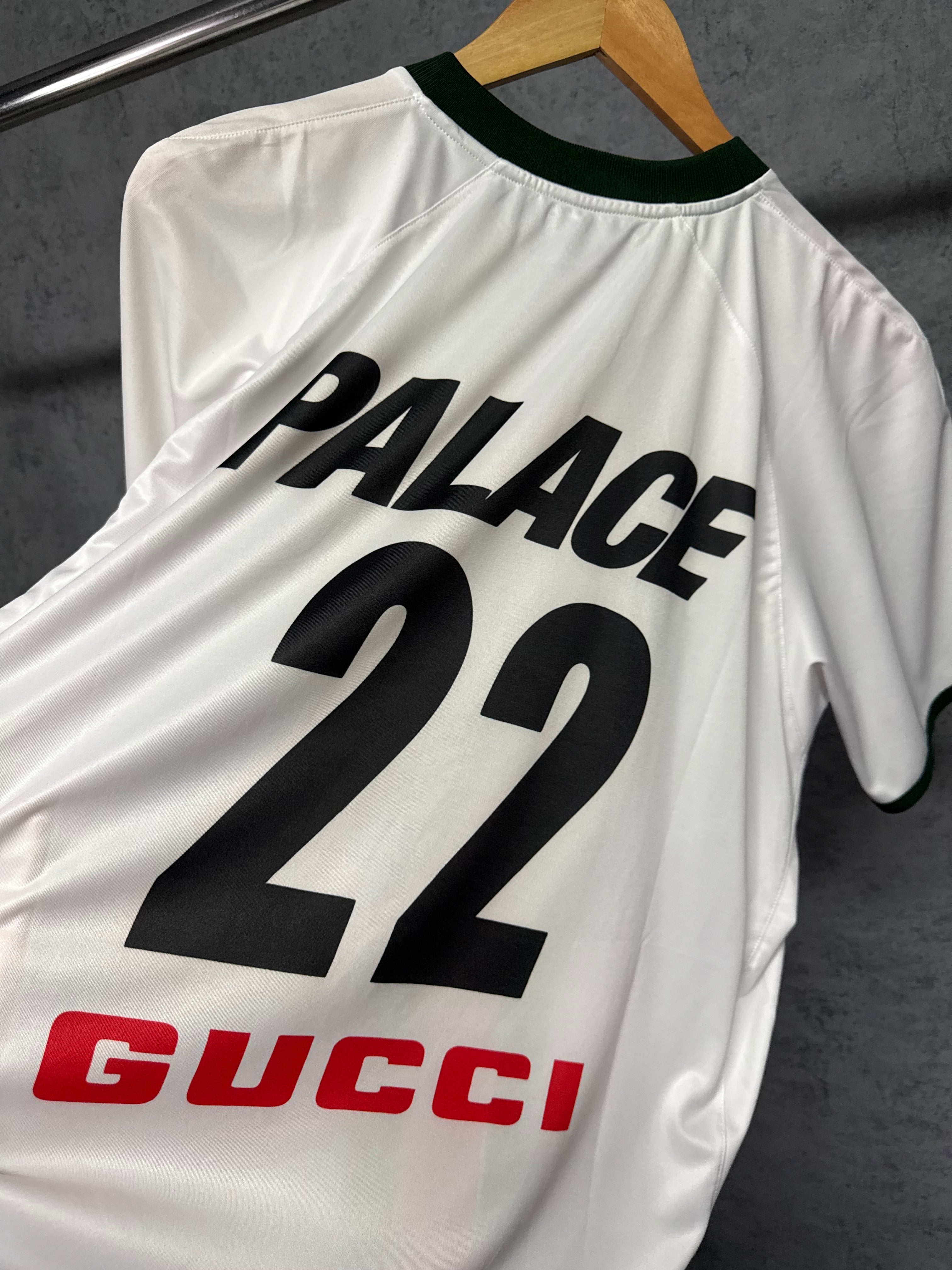 Tricou GG