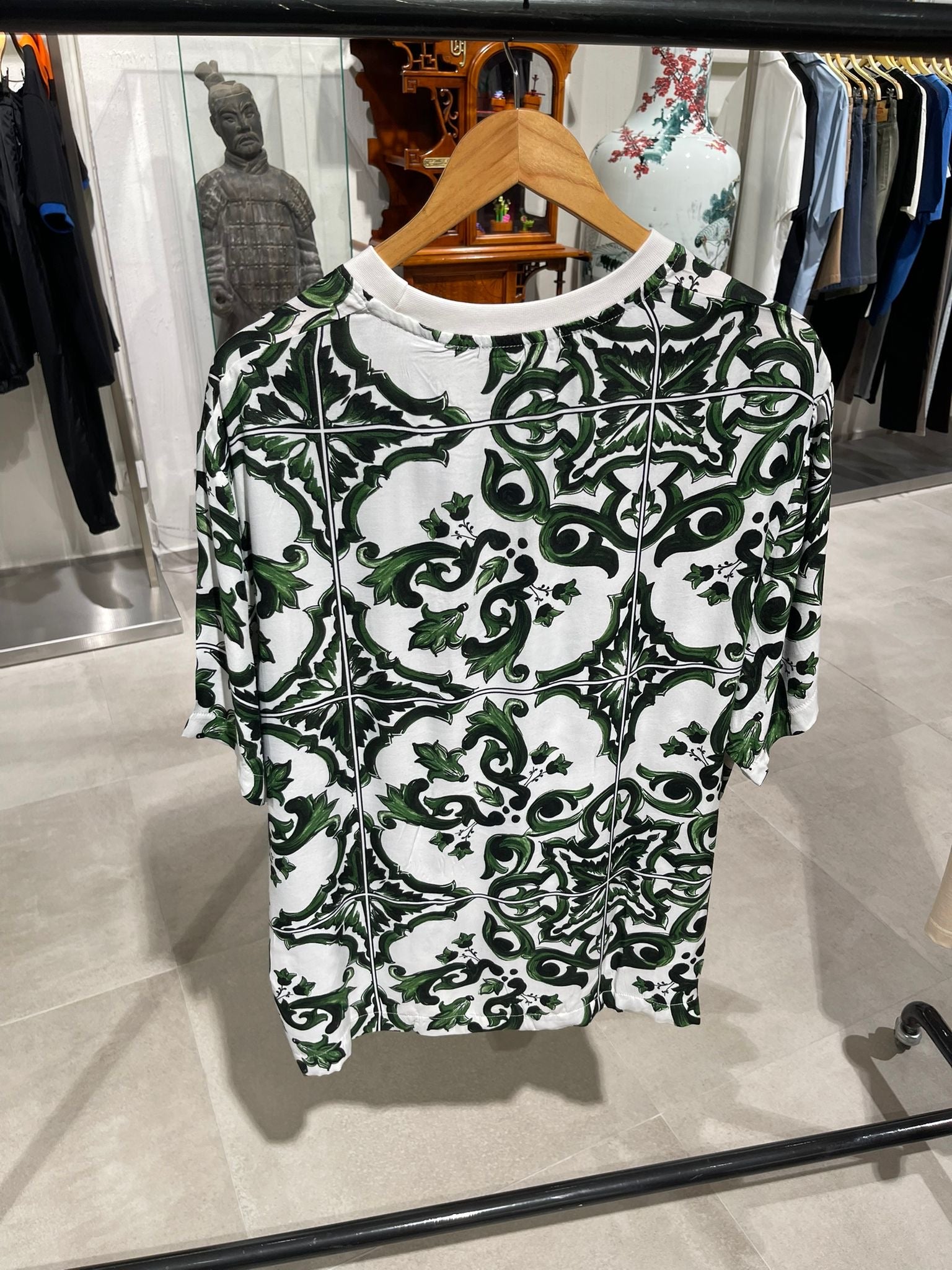 Tricou DG