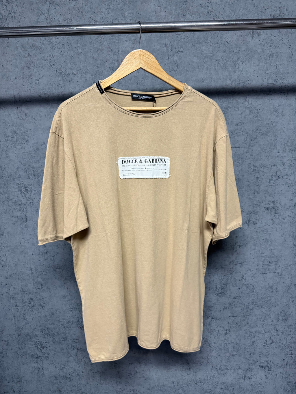 Tricou DG
