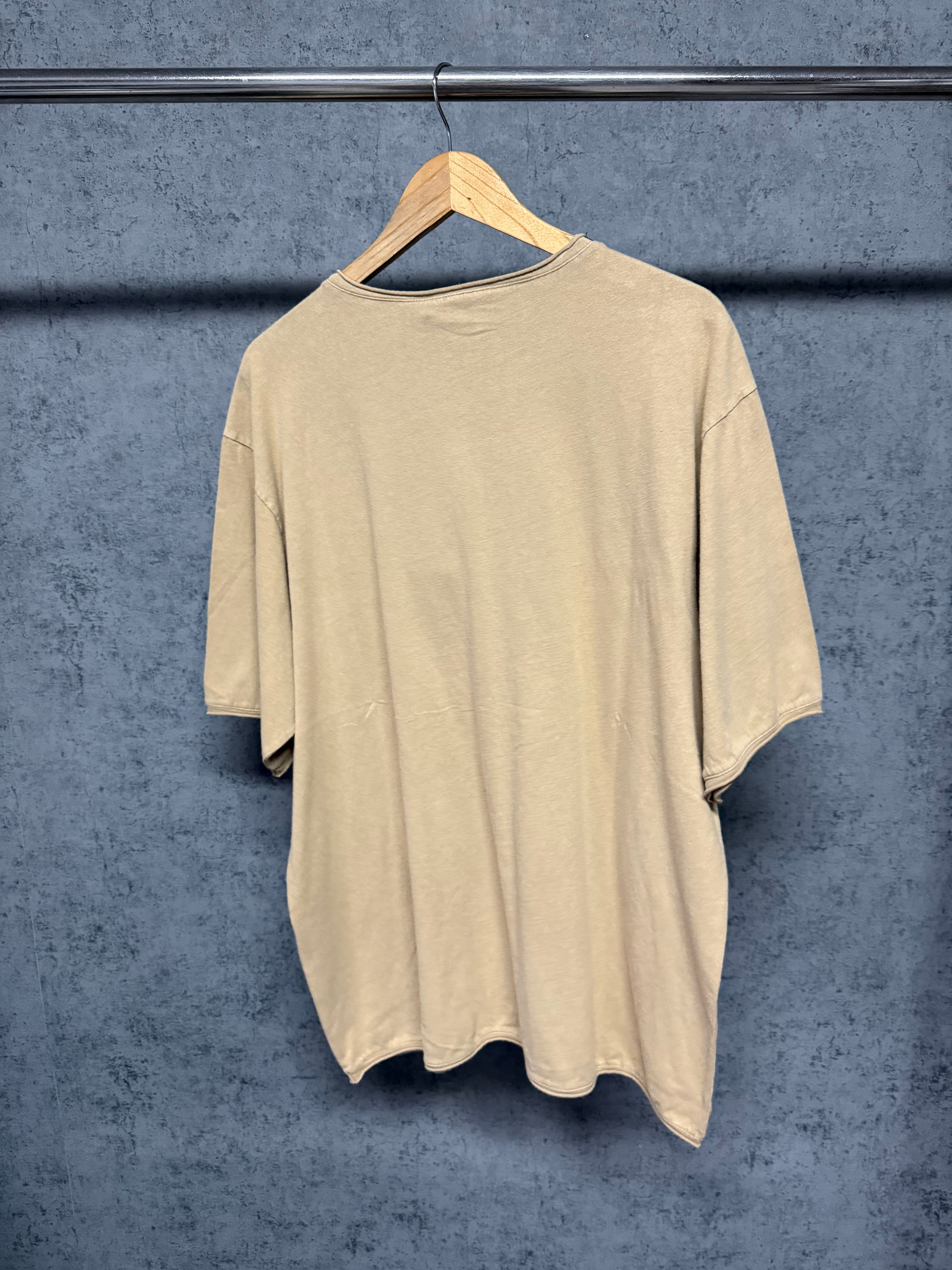Tricou DG