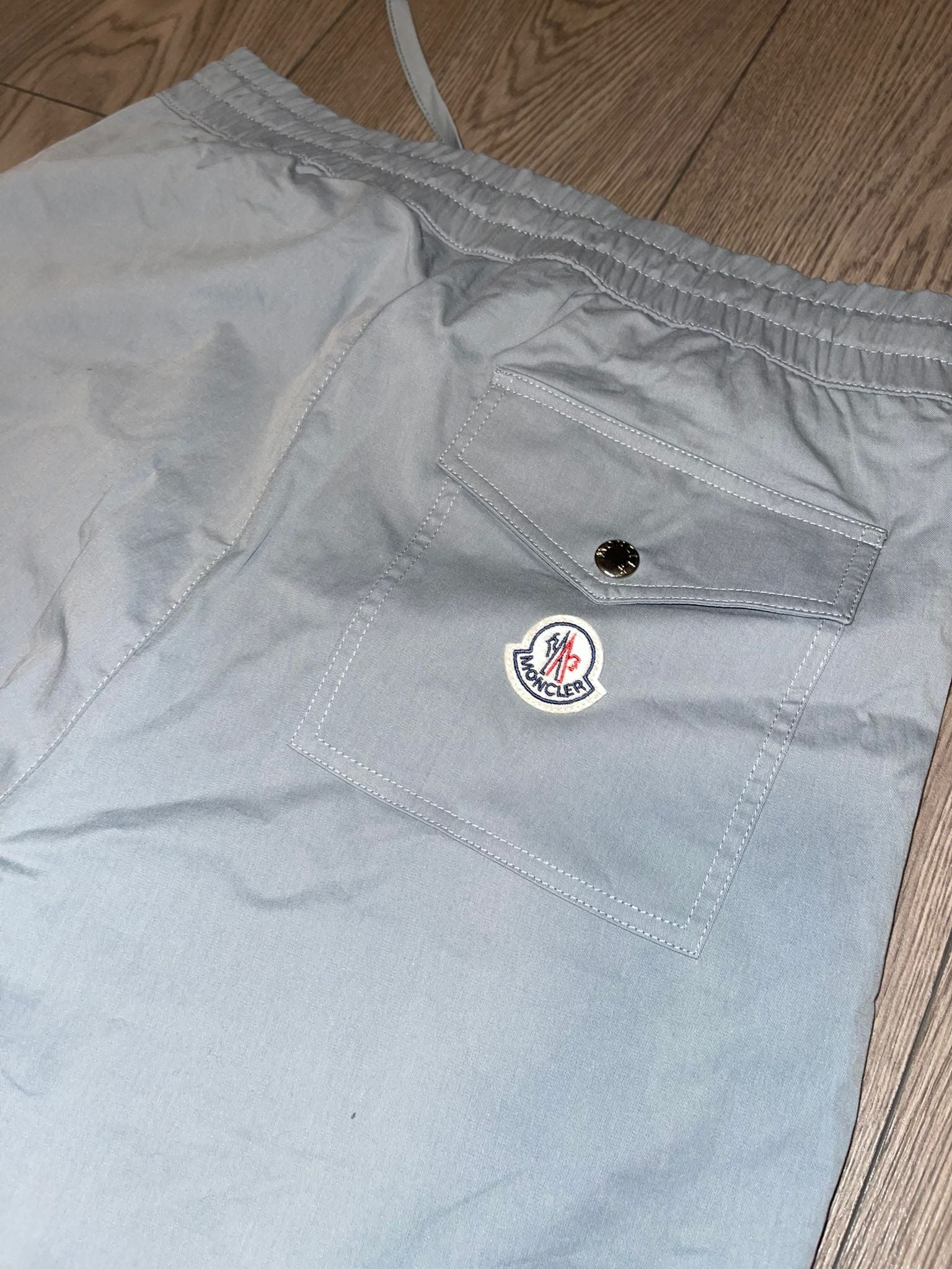 Pantaloni Moncl€r