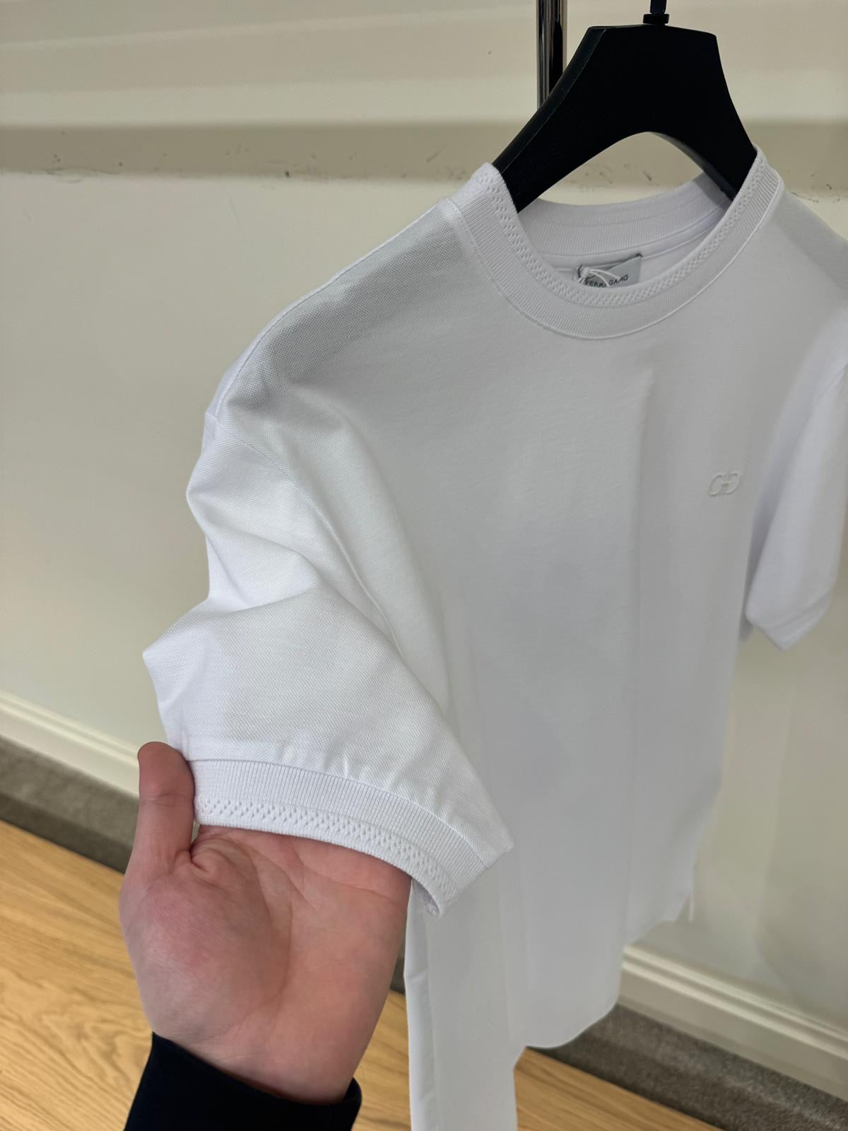 Tricou F€ragamo