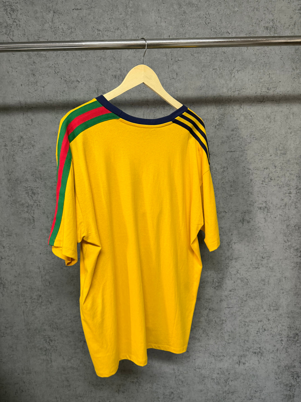 Tricou GG