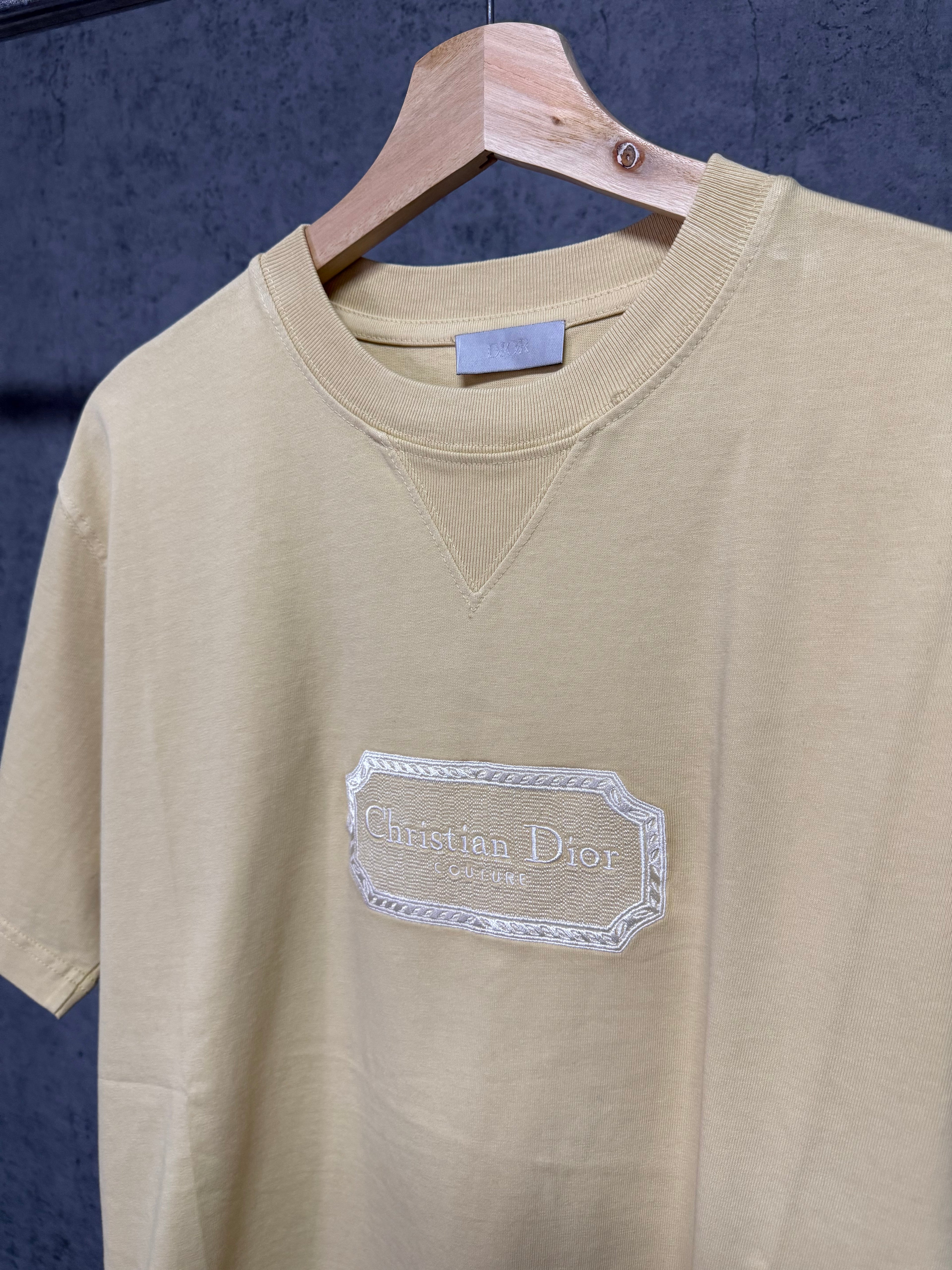 Tricou D!or