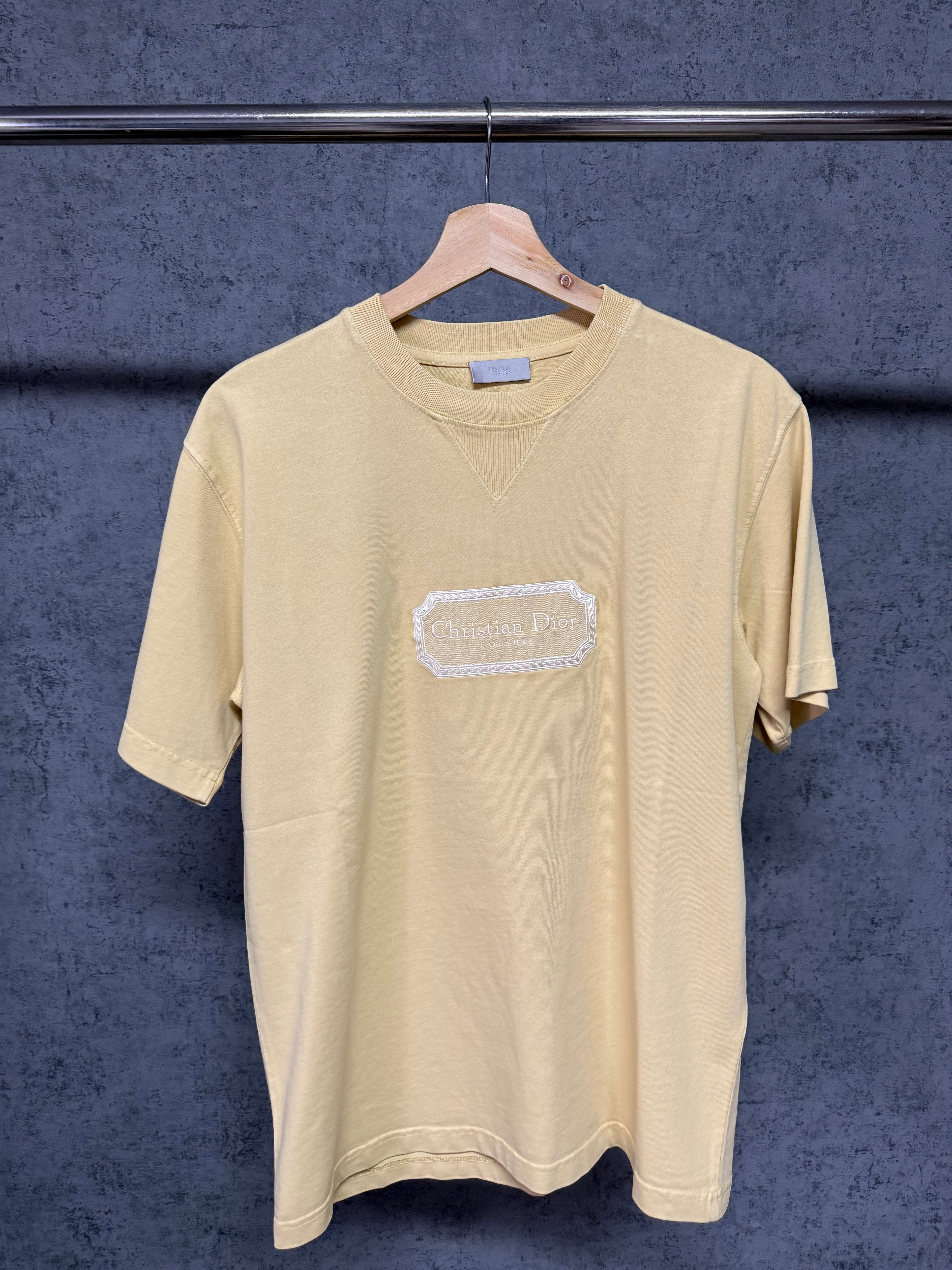 Tricou D!or