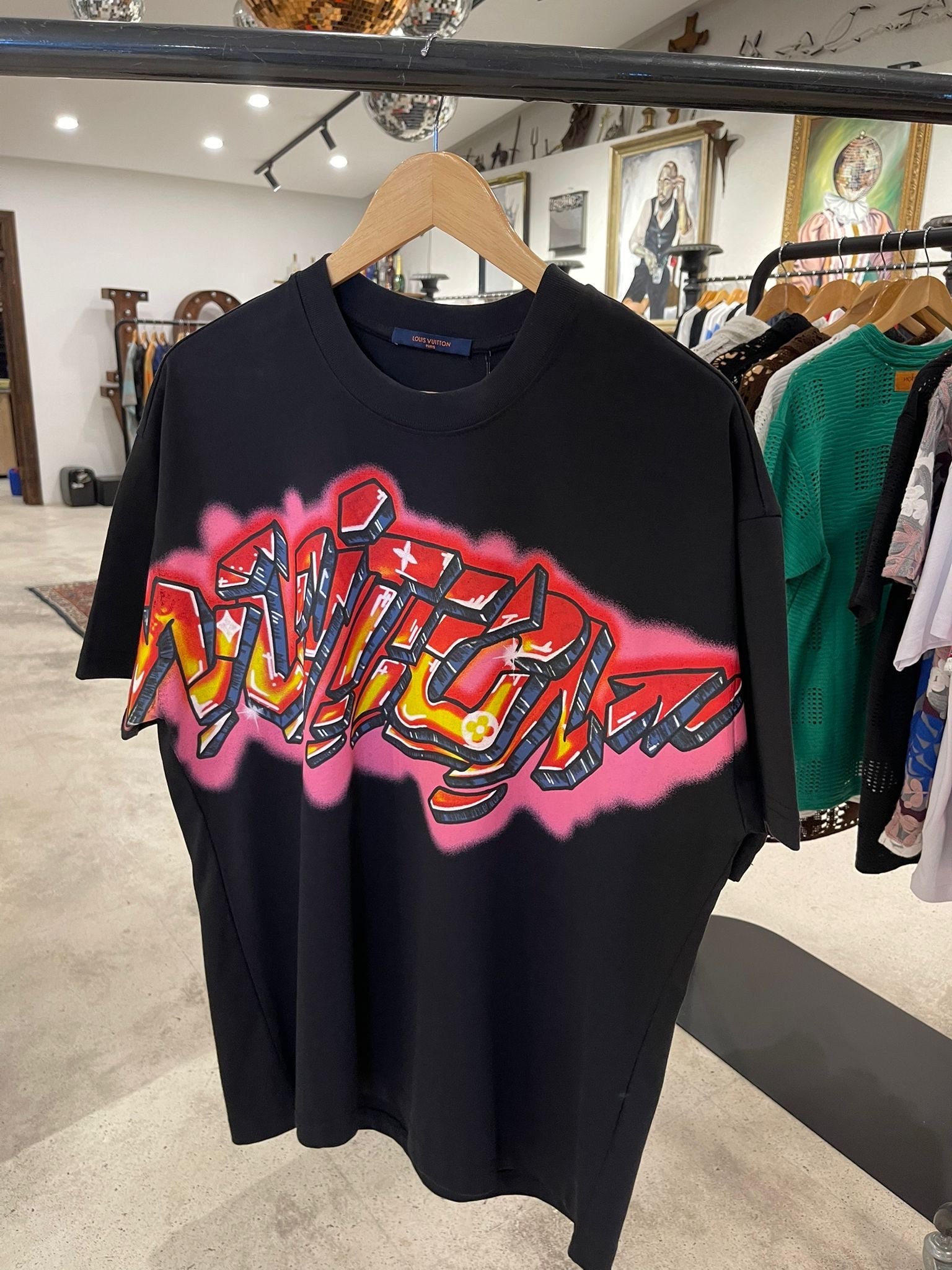 Tricou Lv