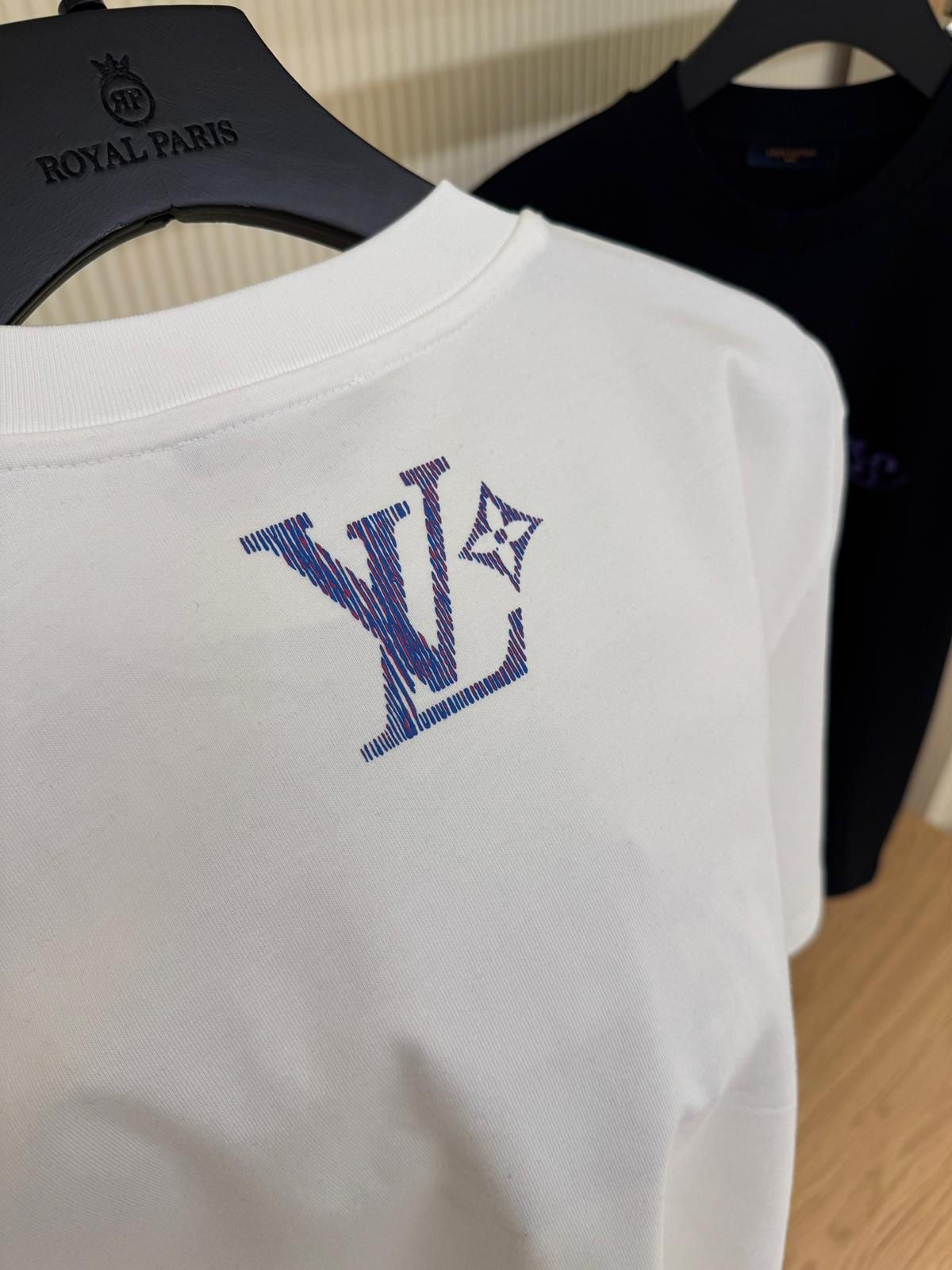 Tricou Lv
