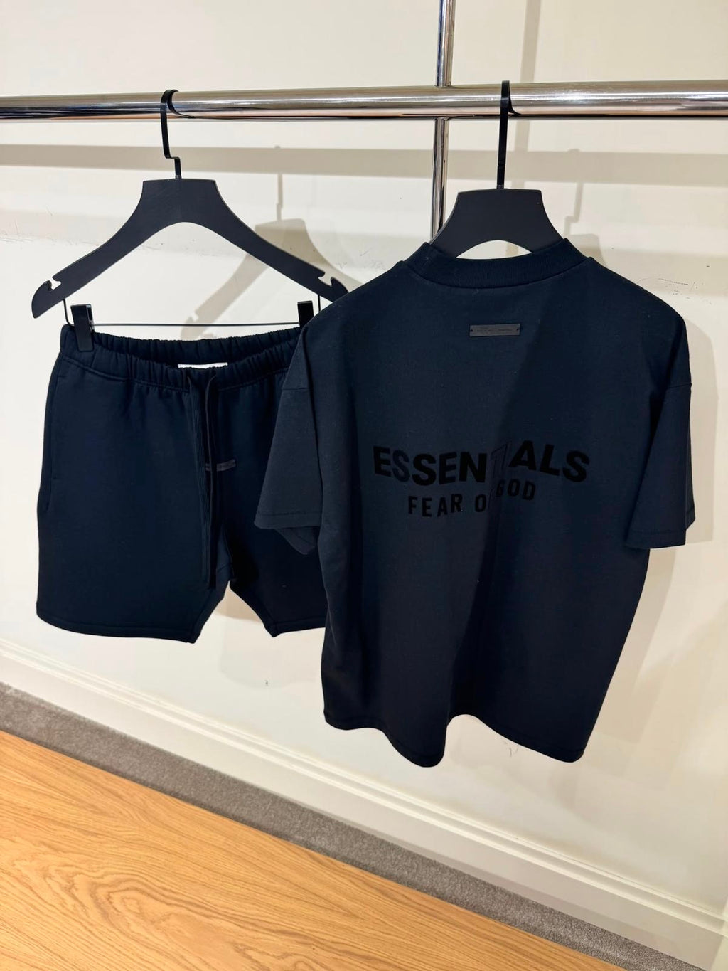 Set Essentials