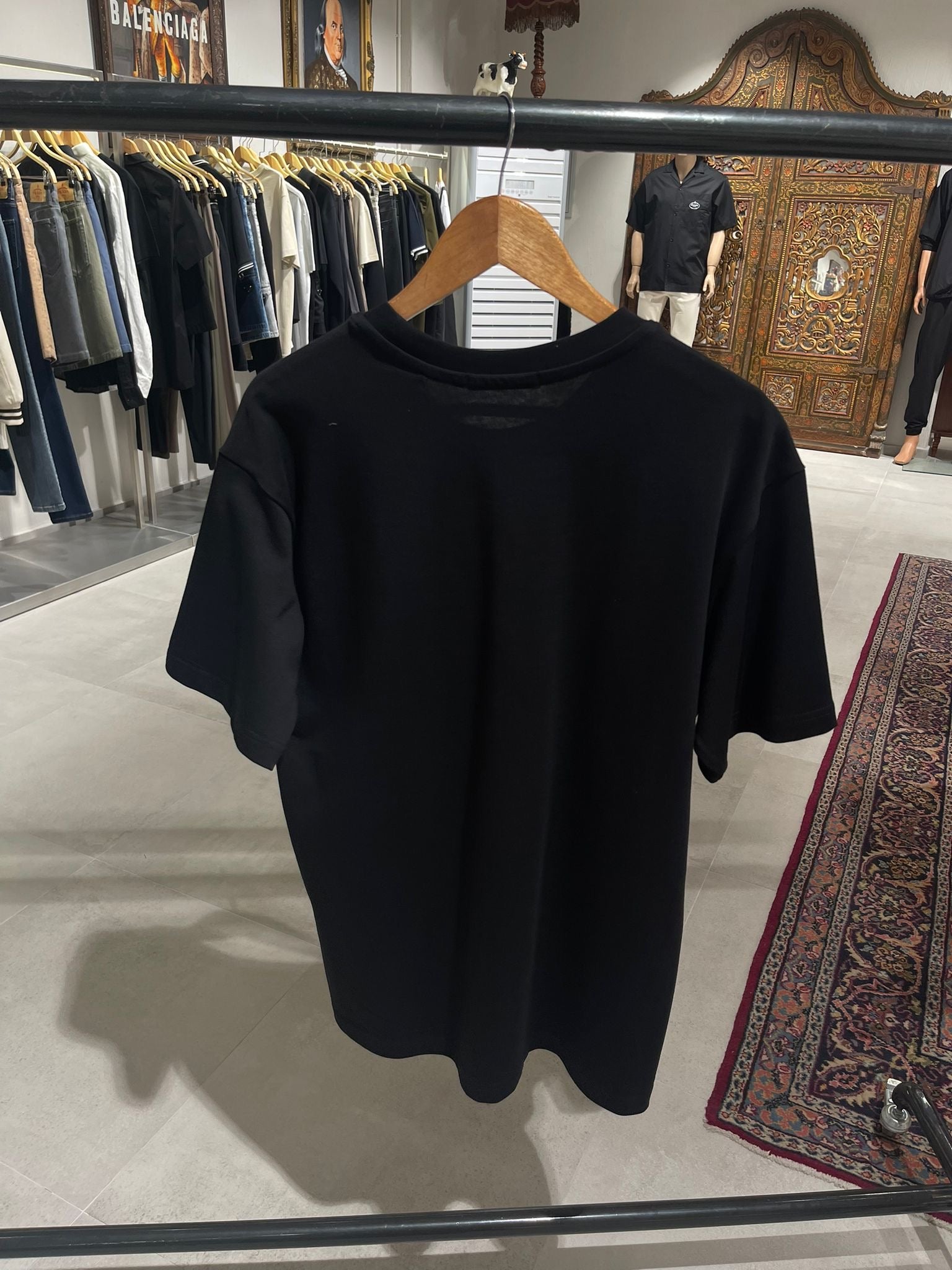 Tricou DG